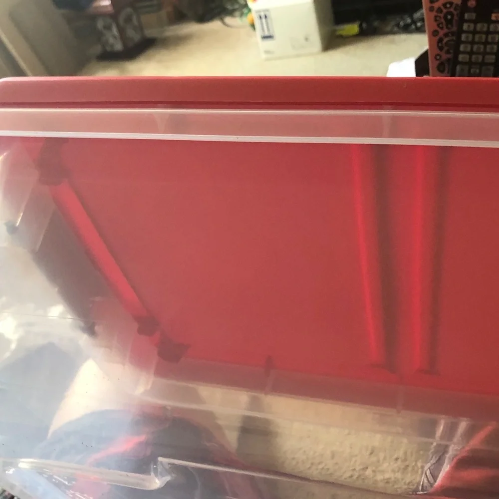 15 Qt Pink Clear Plastic Storage Tote with Green Lid Handle